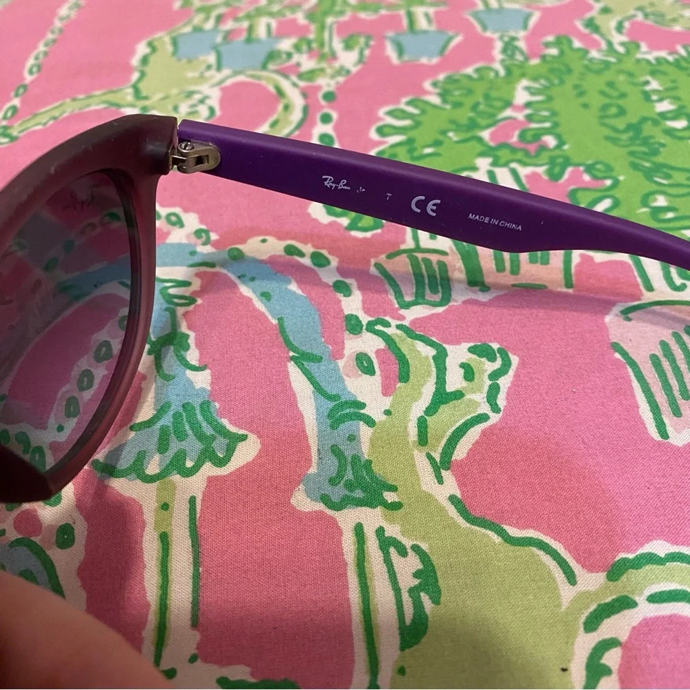 Purple Ray Ban kids Sunglasses 9068